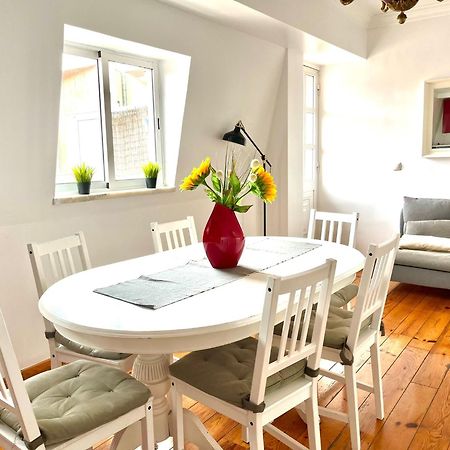 2 Bedroom, 2 Bathroom With Terrasse - Palma Residence Lisbon Exterior photo